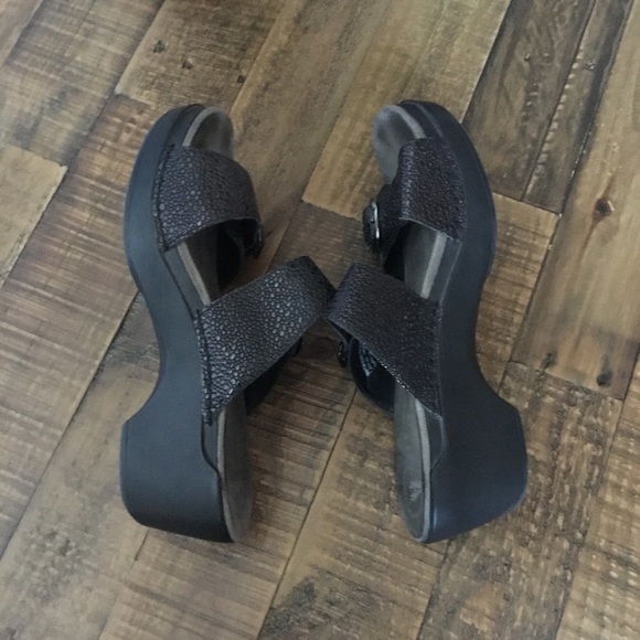 DANSKO Sophie Iridescent Shimmer Buckle Clogs Size 38 - Picture 7 of 8